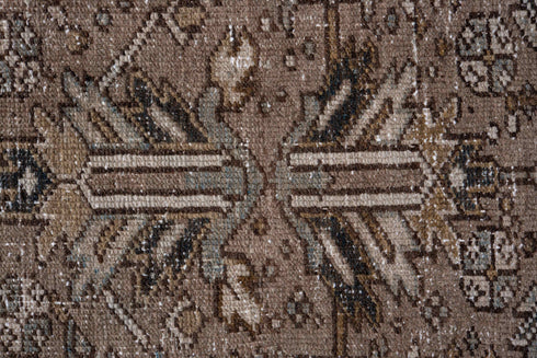 Antique Heriz Area Rug (7' x 10')